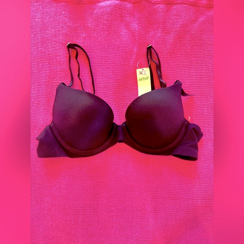 aerie Black Underwire Bra with Molded Cups and Adjustable Straps